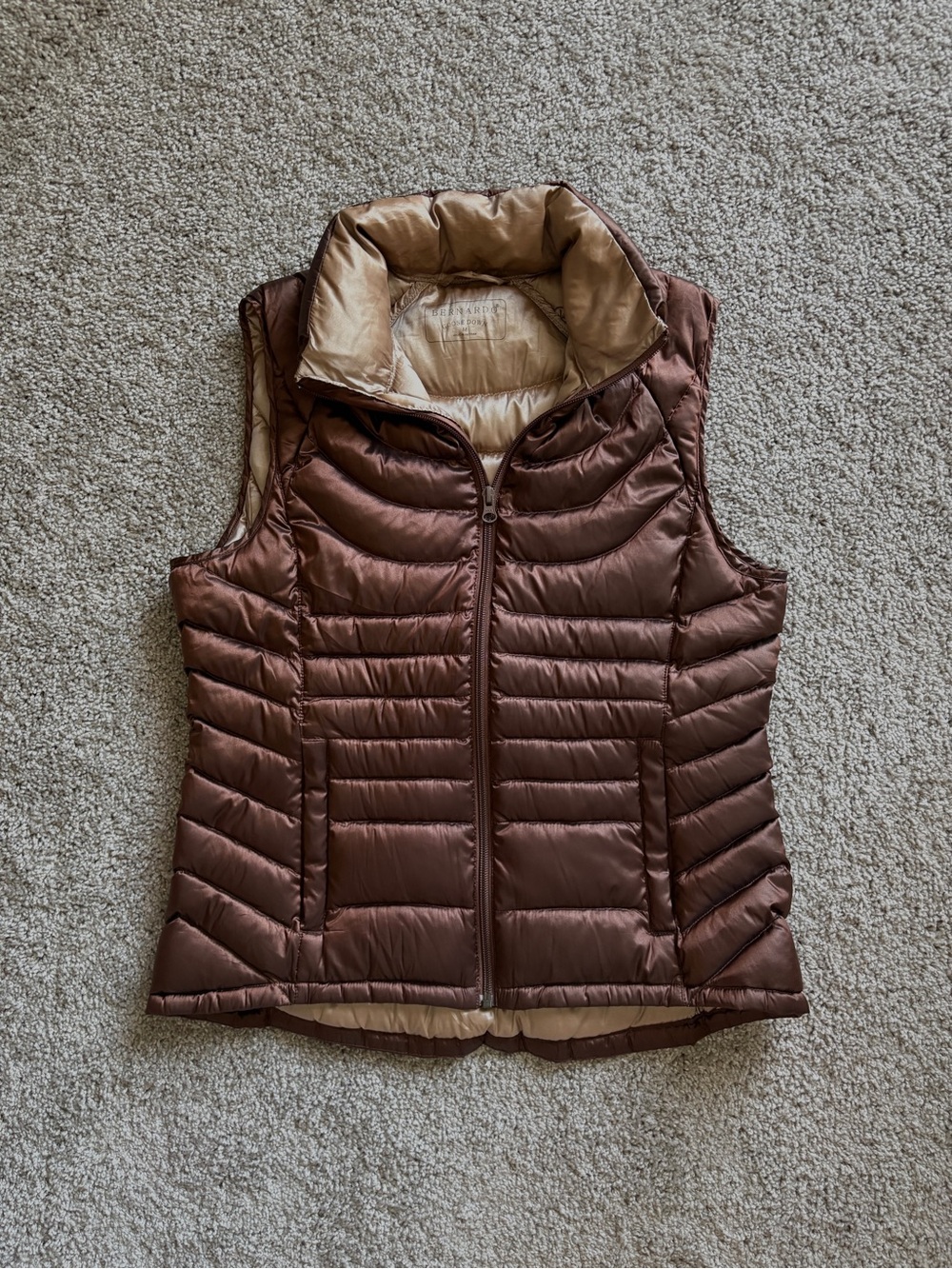 Bernardo Quilted Sleeveless Puffer Vest - Metallic Brown
